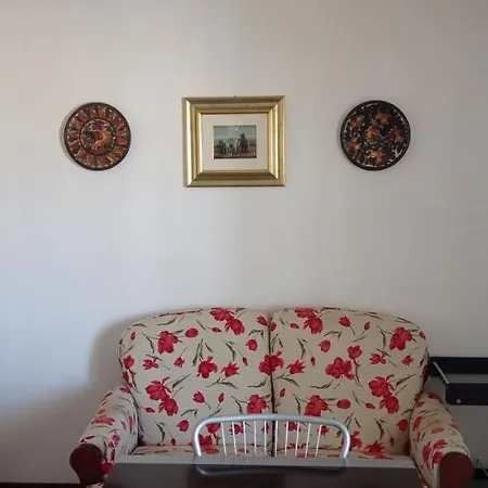 Giangurgolo Bed & Breakfast Rende