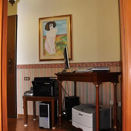 ベッド・アンド・ブレックファスト Giangurgolo 3*